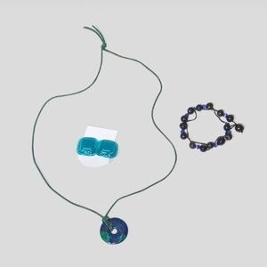 Matching Necklace Bracelet & Clip-On Earrings Jewelry Set Stone Pendant Blue OS